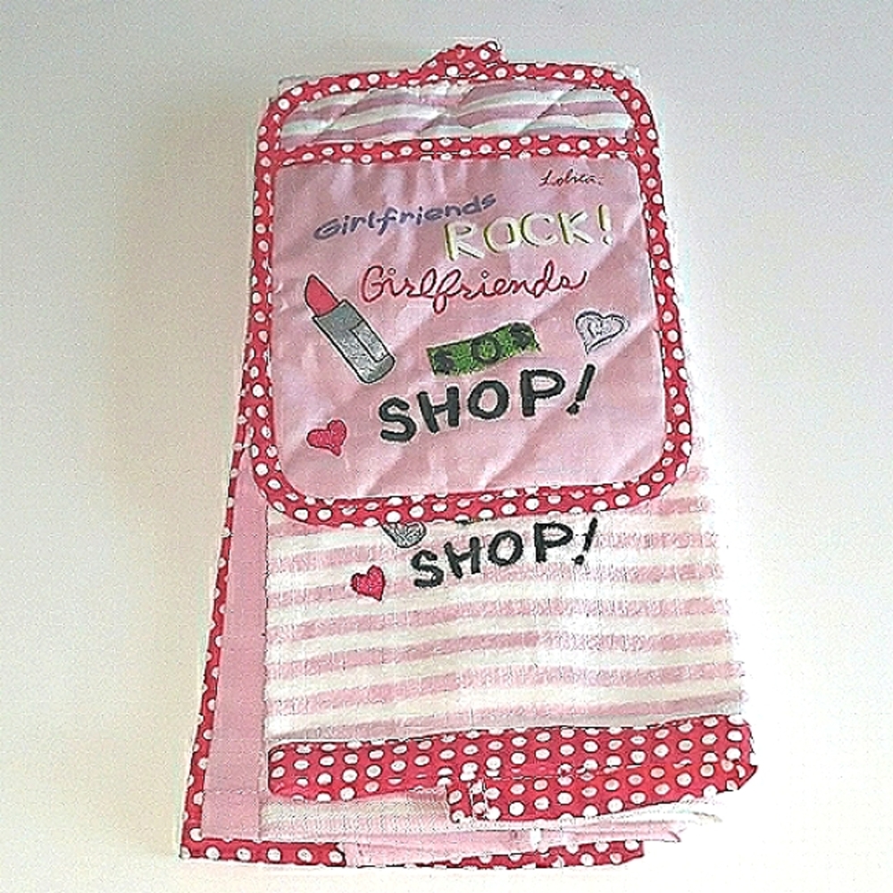 *Lolita Girlfriends Shop & Rock Oven Mitt & 2-Towel Set